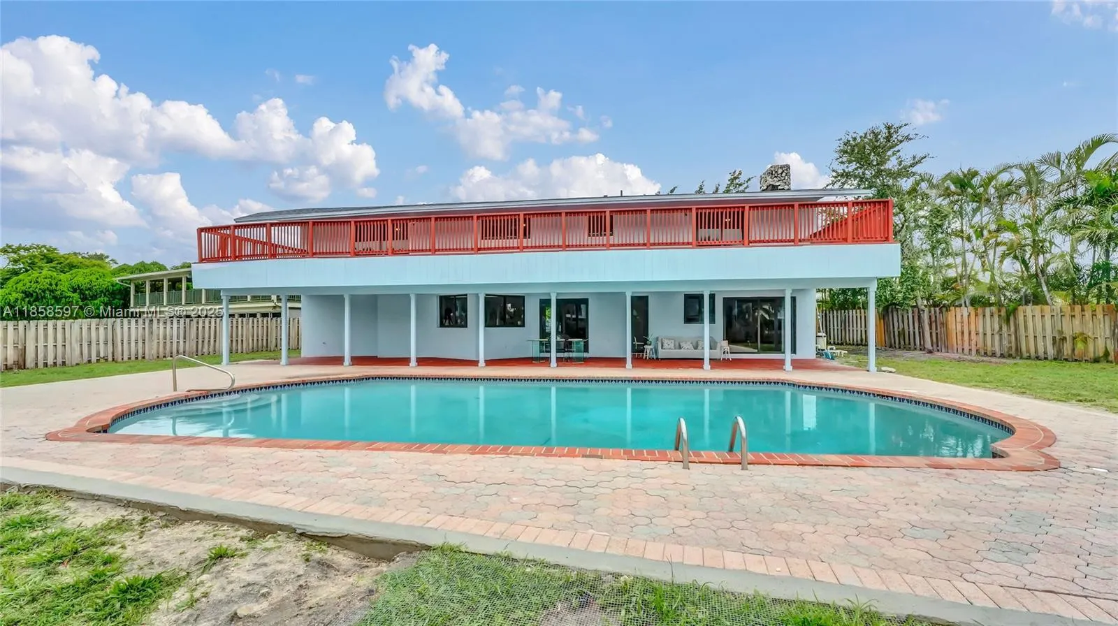 540 SW 101st Ave