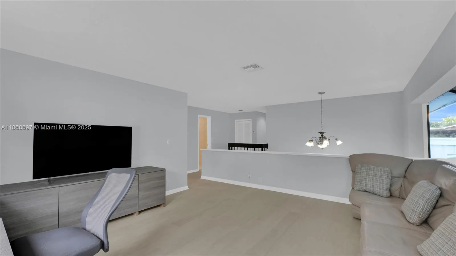 540 SW 101st Ave