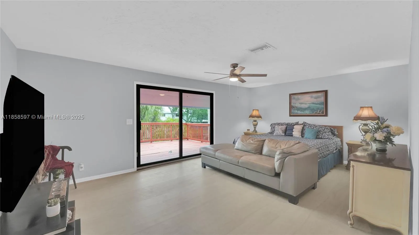 540 SW 101st Ave