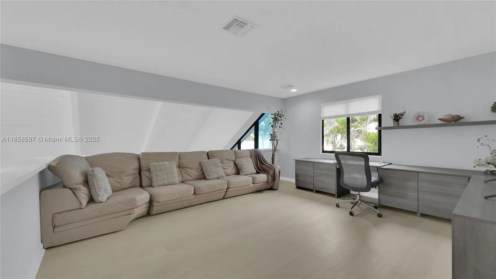 540 SW 101st Ave