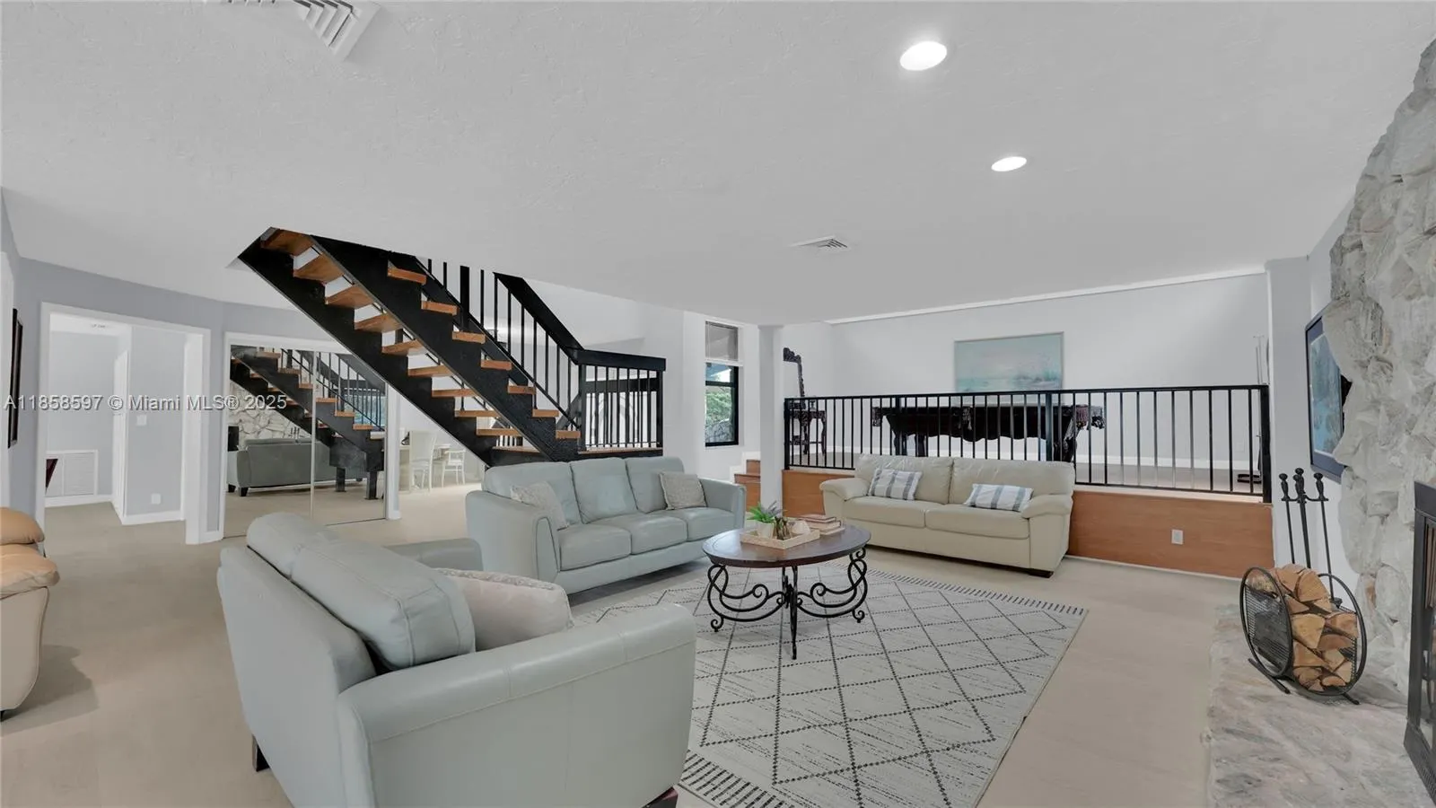 540 SW 101st Ave