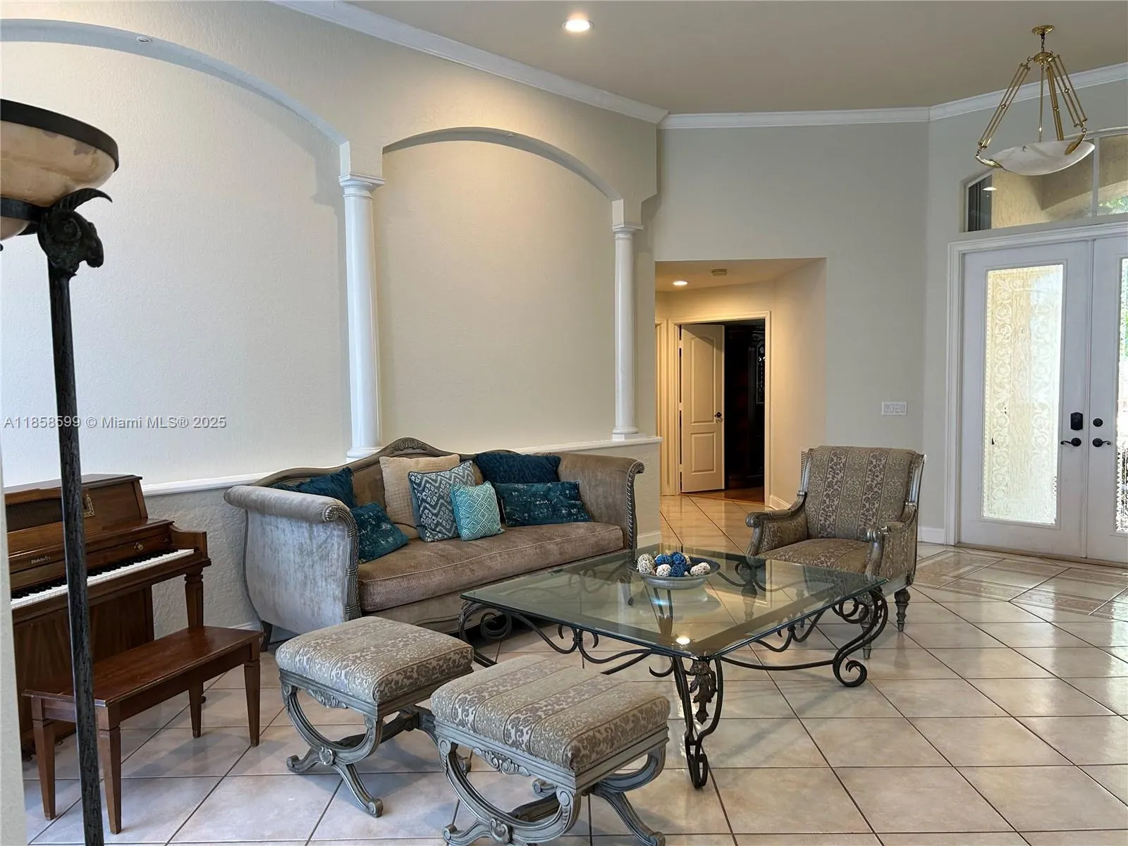 2726 Meadowood Dr, #2726