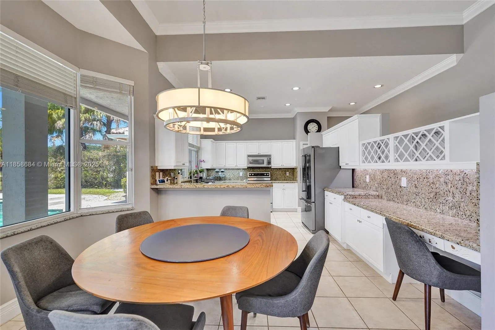 2523 Eagle Run Dr.