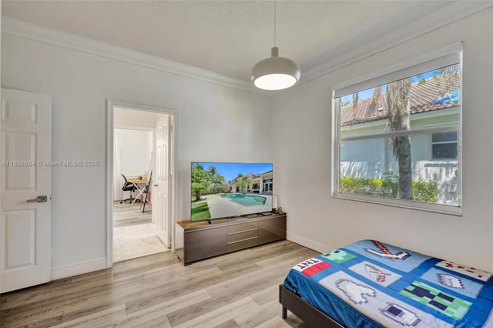 2523 Eagle Run Dr.