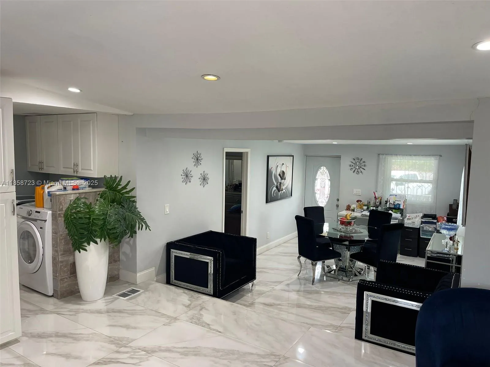 493 Camino Real Blvd