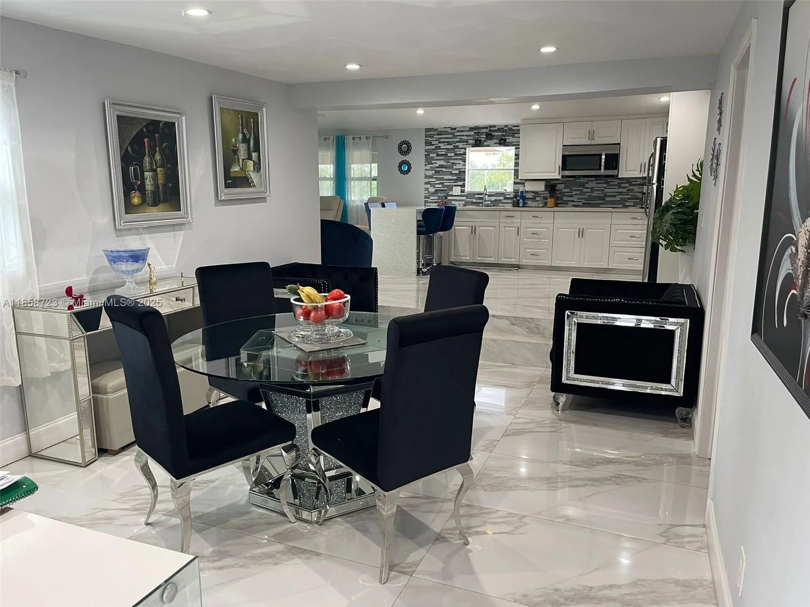 493 Camino Real Blvd