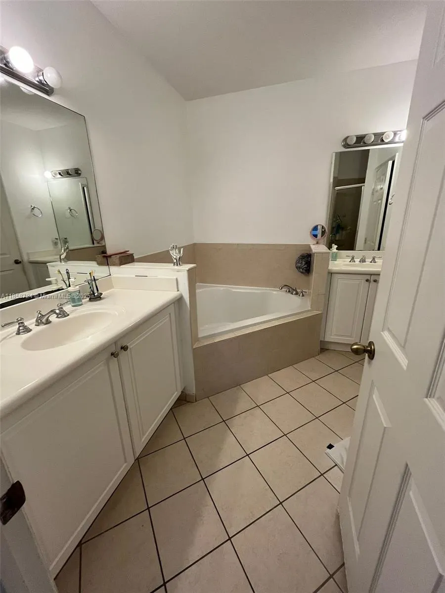 3178 NW 103rd Pl