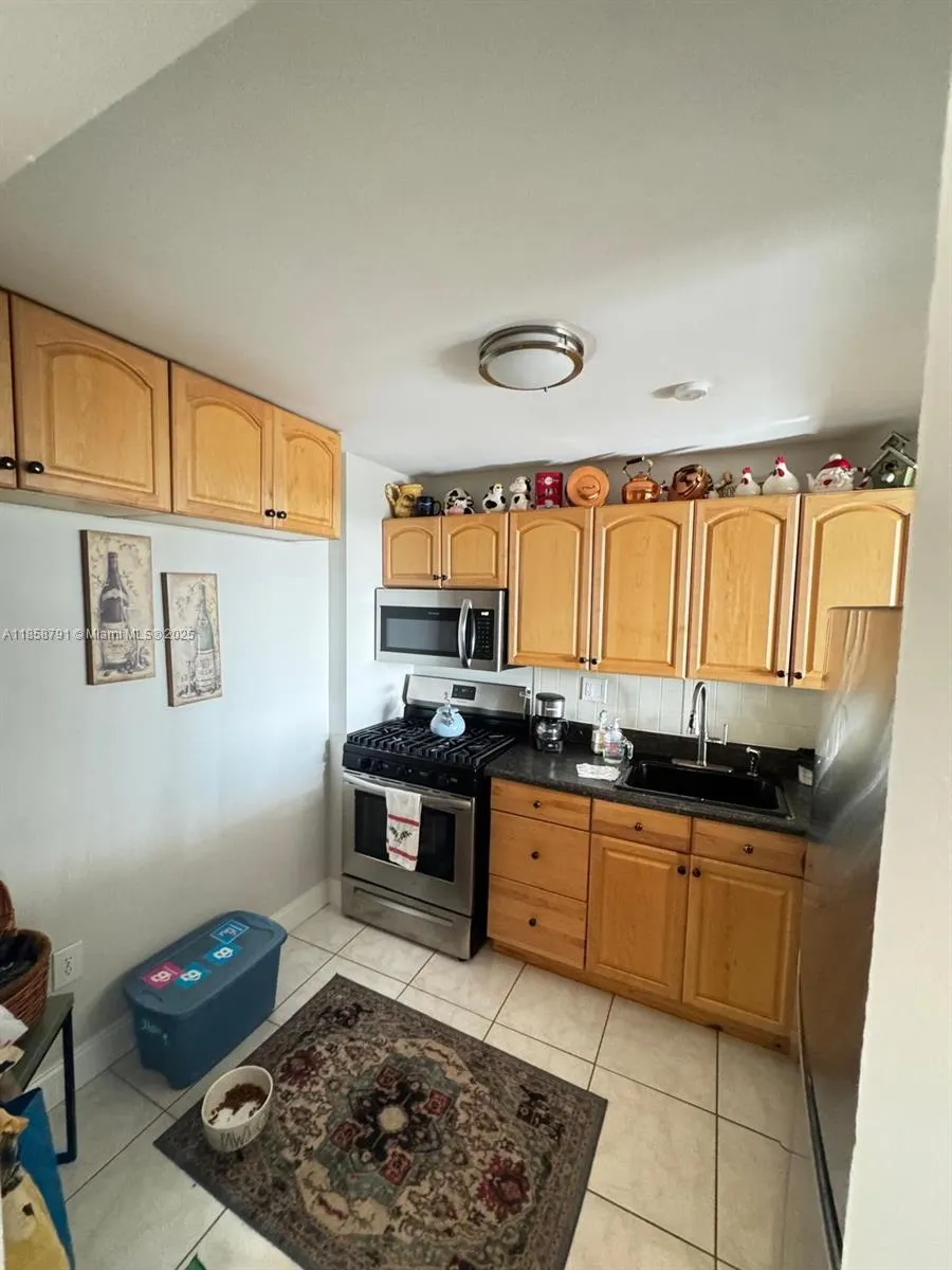 13120 SW 92nd Ave, #B-PH3