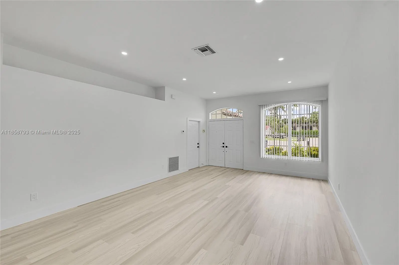13034 Sheridan Ter