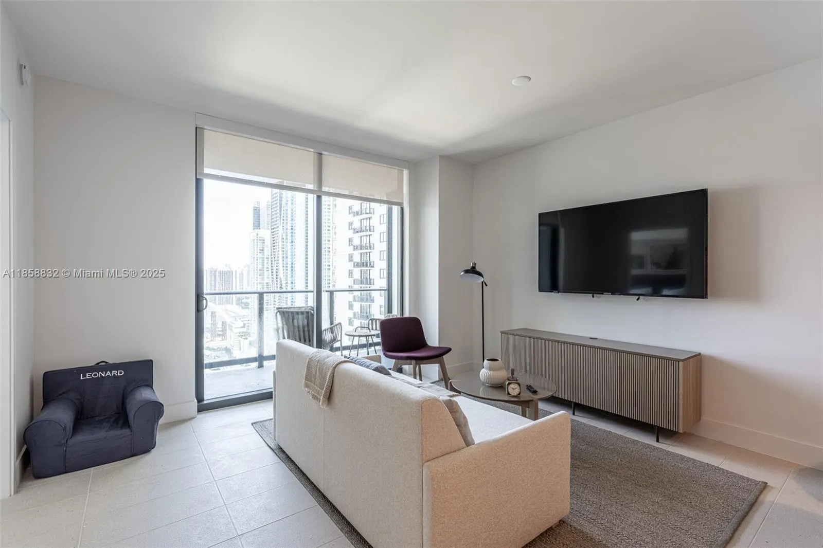 601 NE 1st ave, #3109