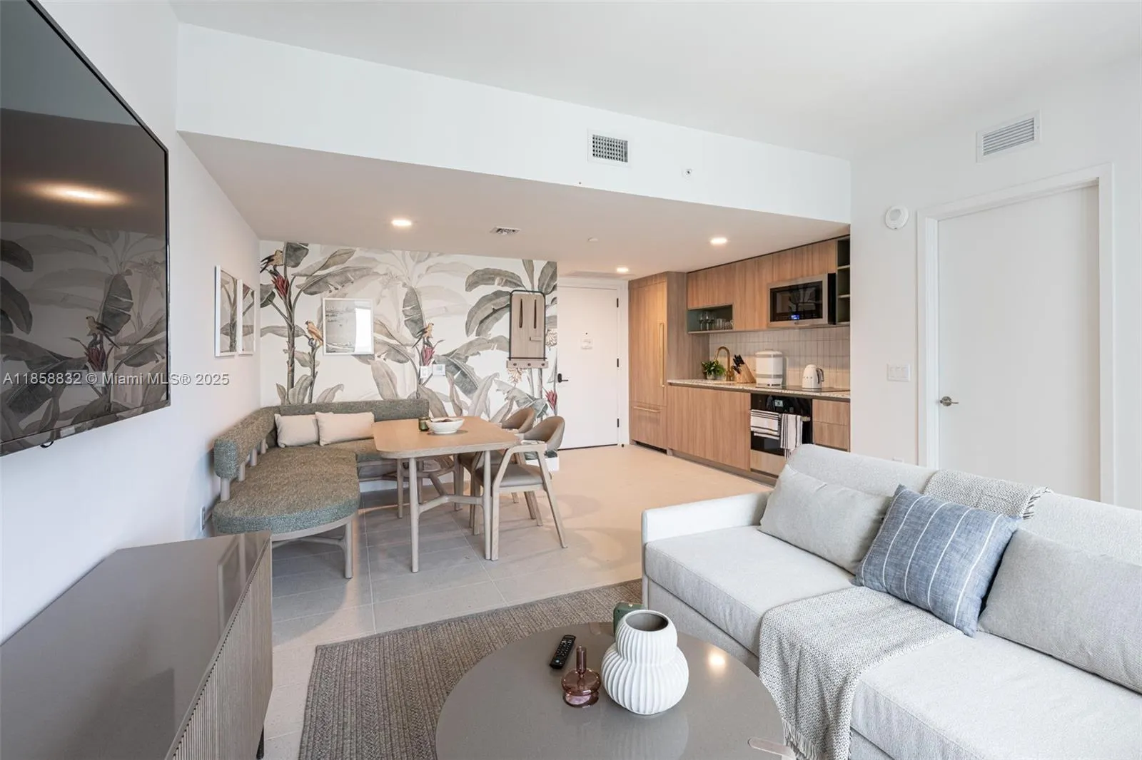601 NE 1st ave, #3109