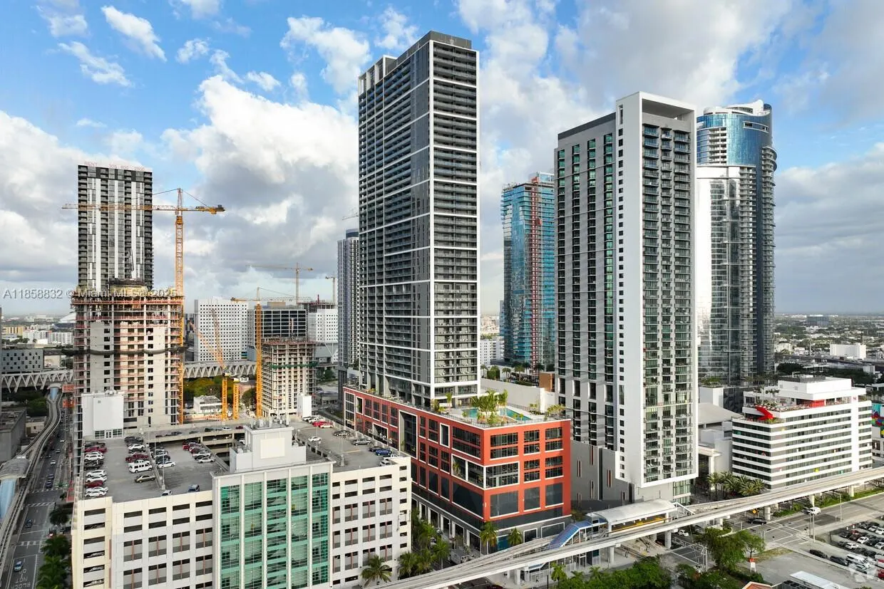 601 NE 1st ave, #3109