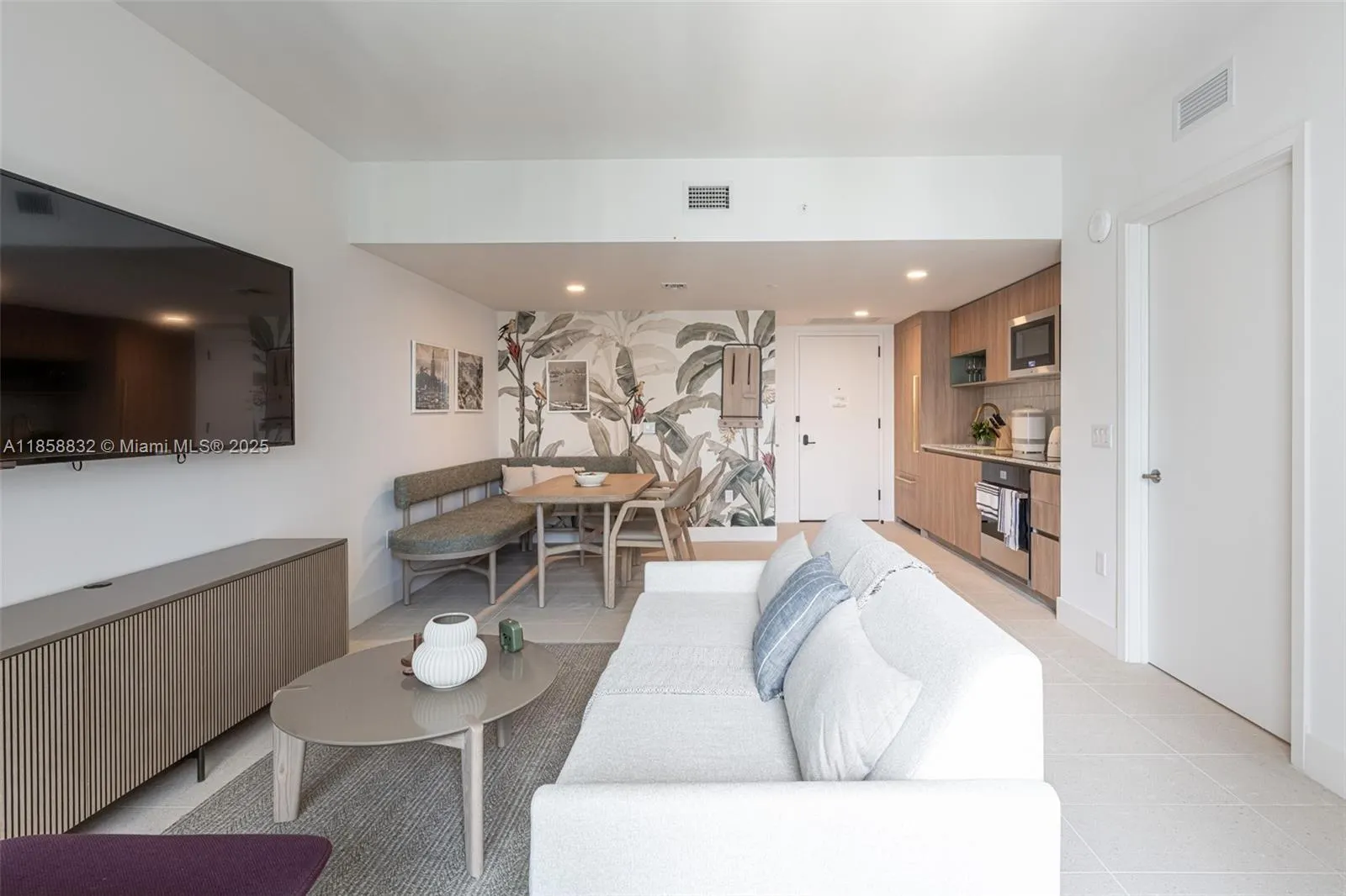 601 NE 1st ave, #3109