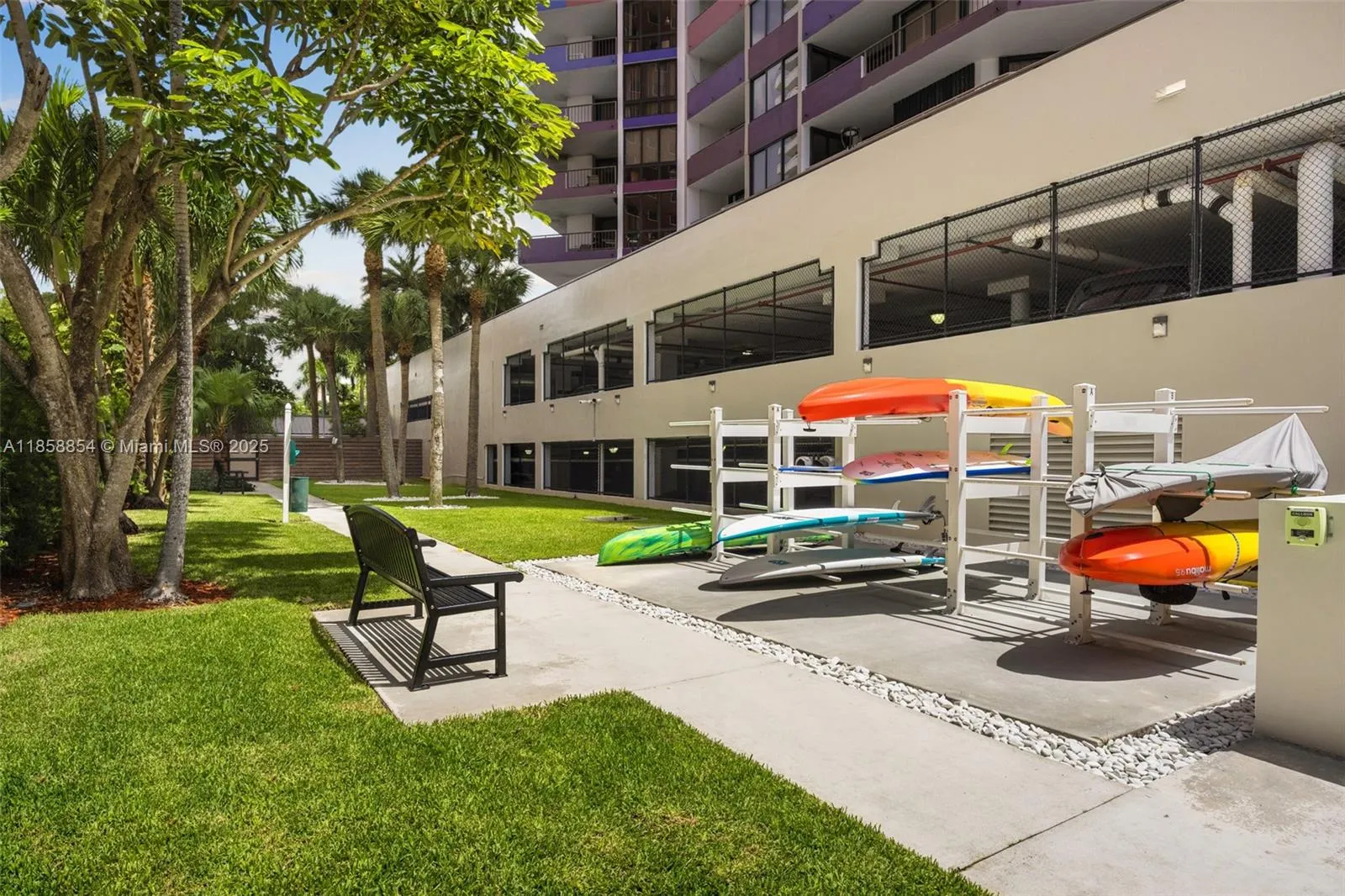 1581 Brickell Ave, #T104