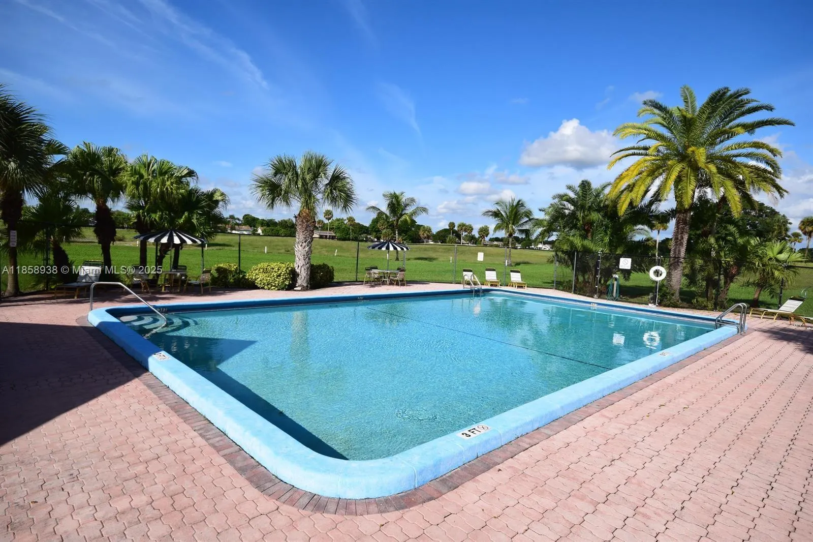9355 SW 8th St, #416