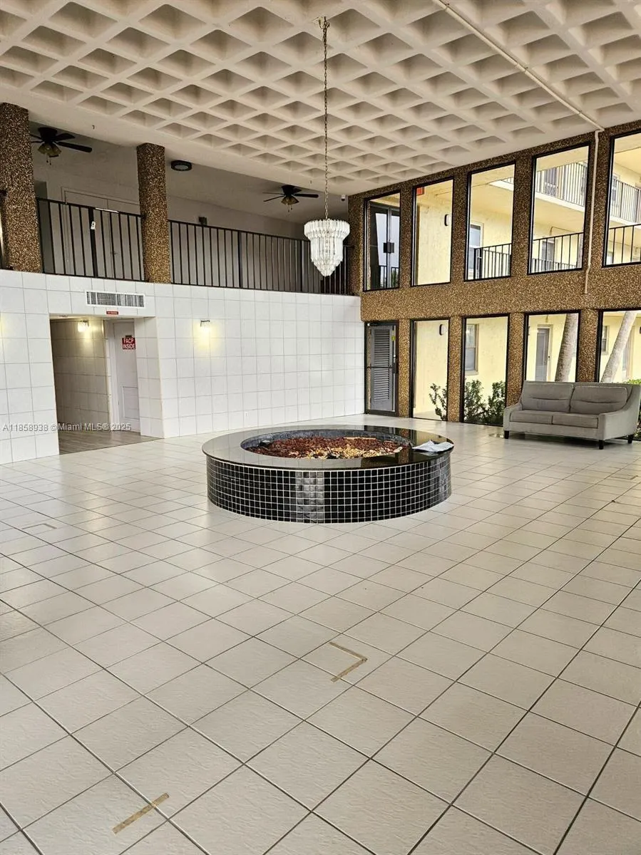 9355 SW 8th St, #416