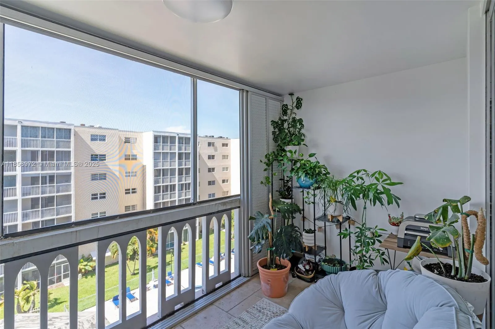 301 NE 14th Ave, #601