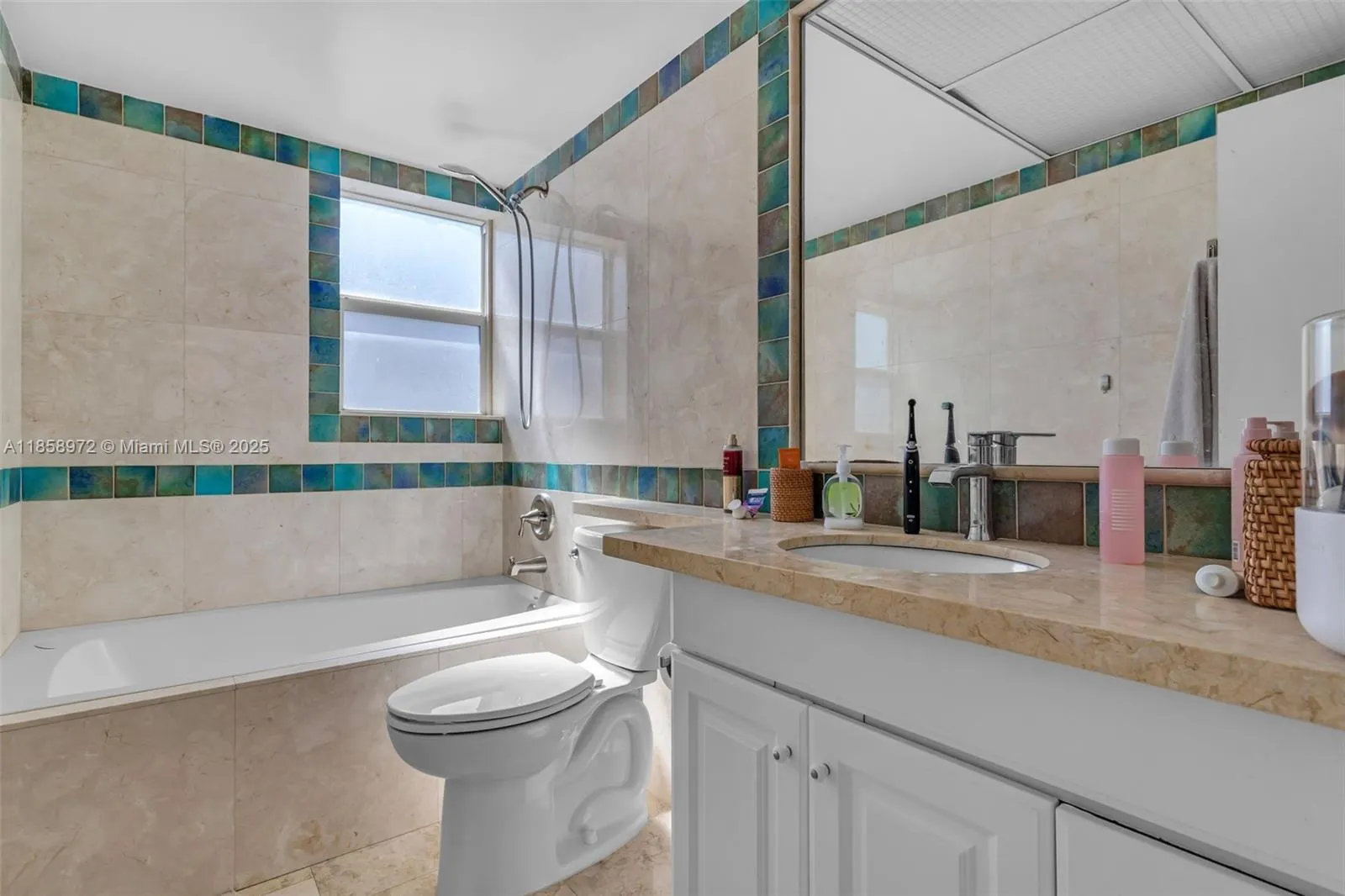 301 NE 14th Ave, #601
