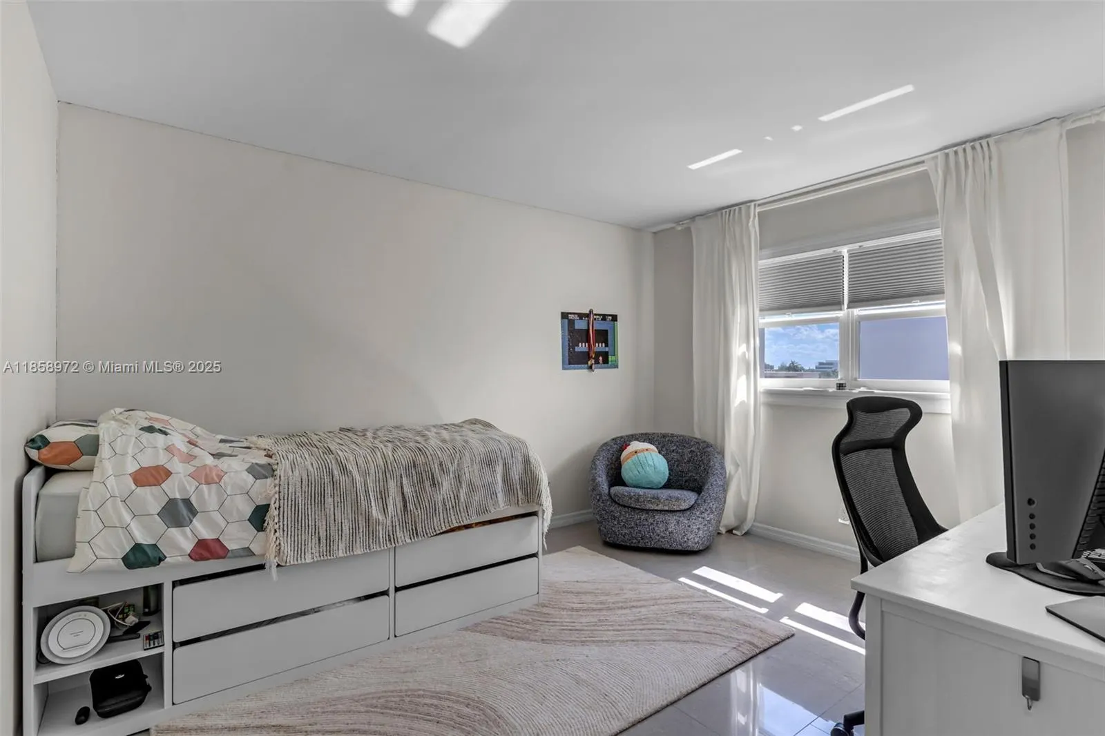 301 NE 14th Ave, #601