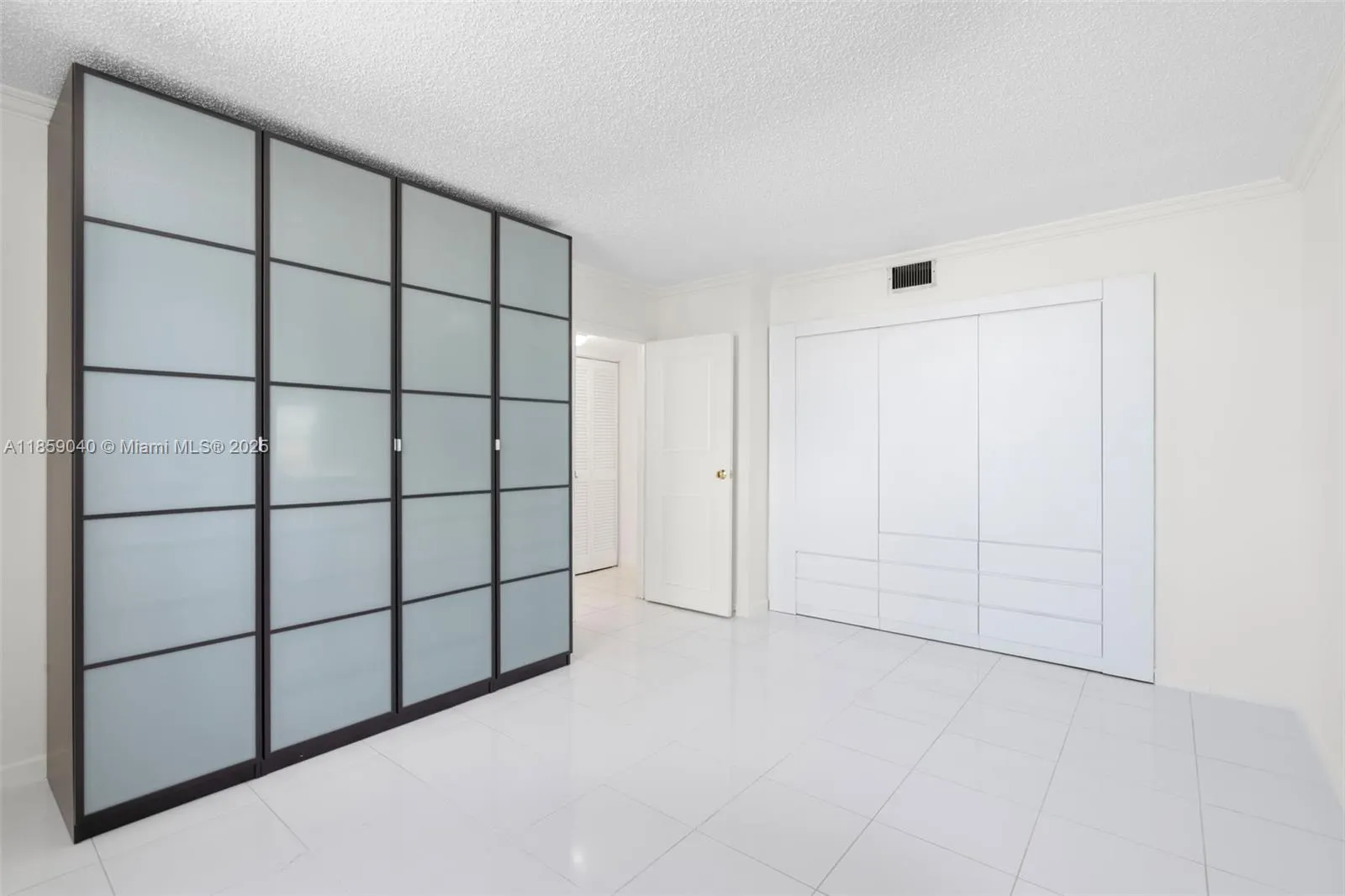 2301 S Ocean Dr, #1503