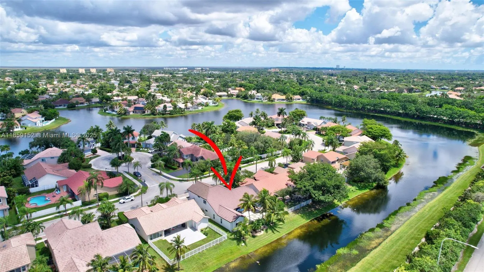 1154 Laguna Springs Dr