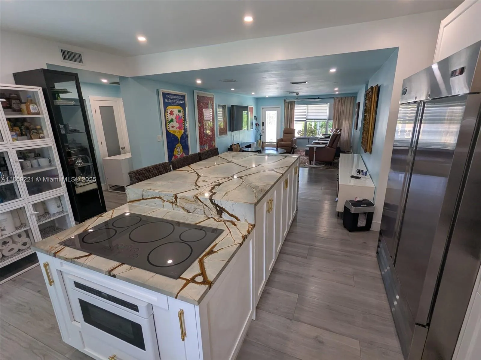 524 NE 27th Dr