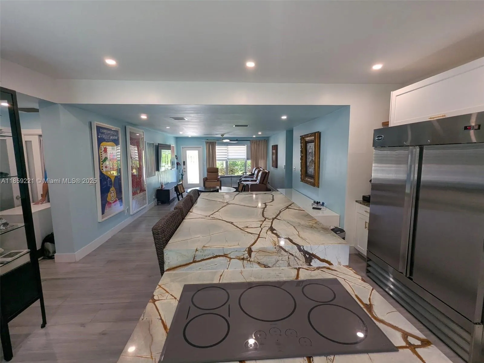 524 NE 27th Dr