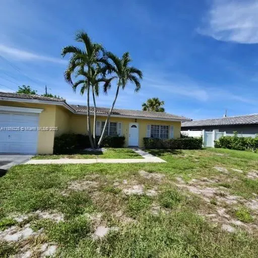 3 Forest Hills Ln