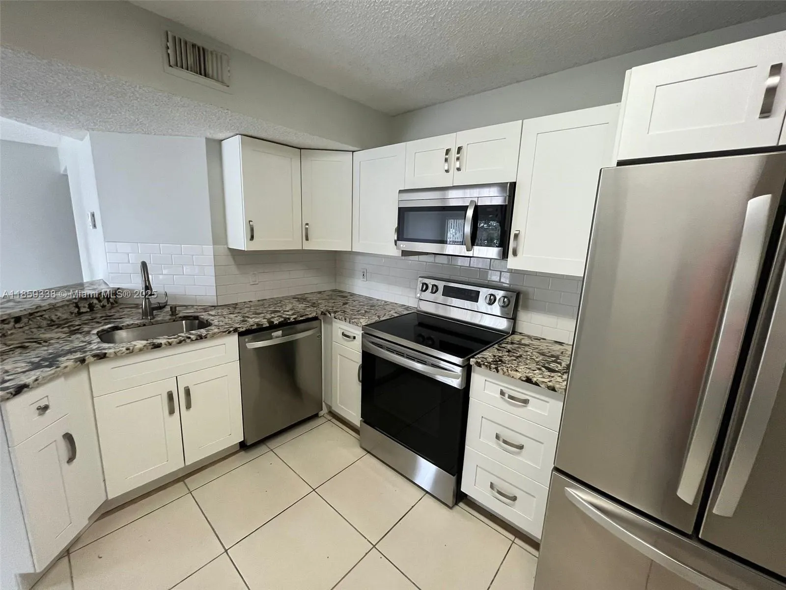 8821 Wiles Rd, #203