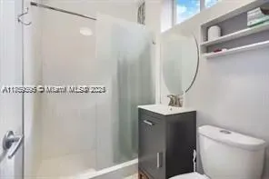 2442 Bimini Ln