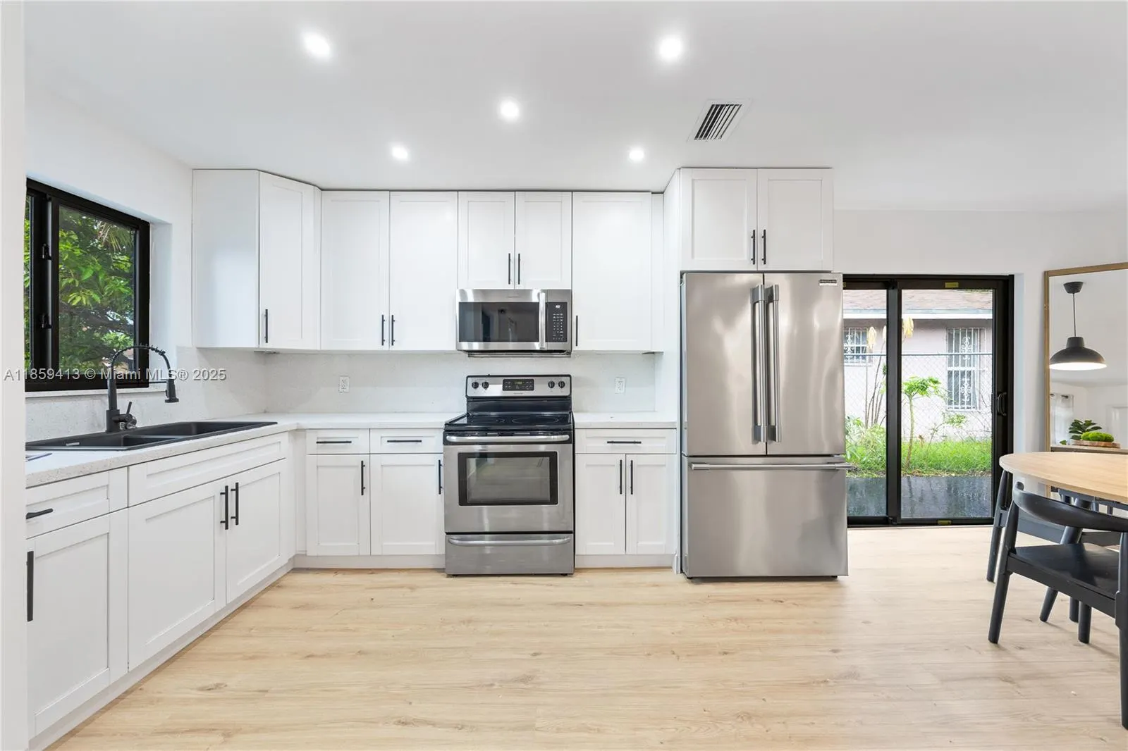324 Sterling Ave