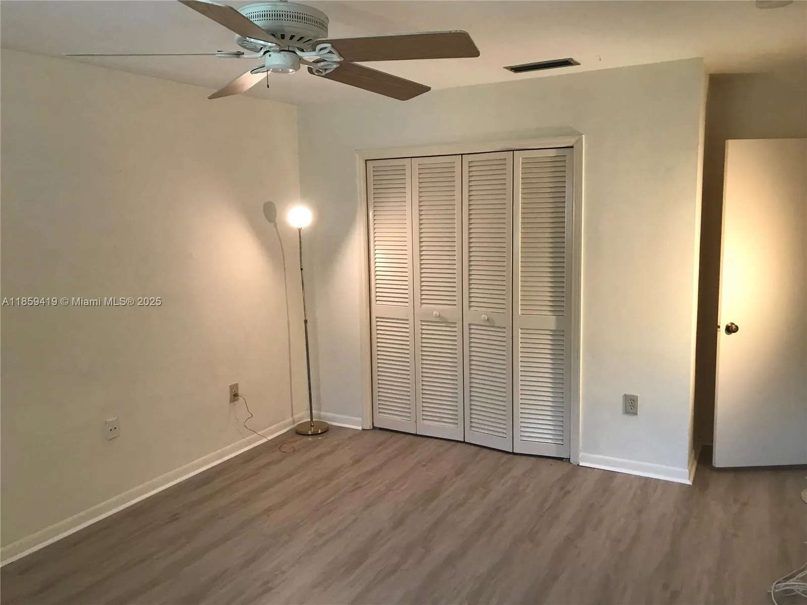 1239 Mariposa Ave, #6