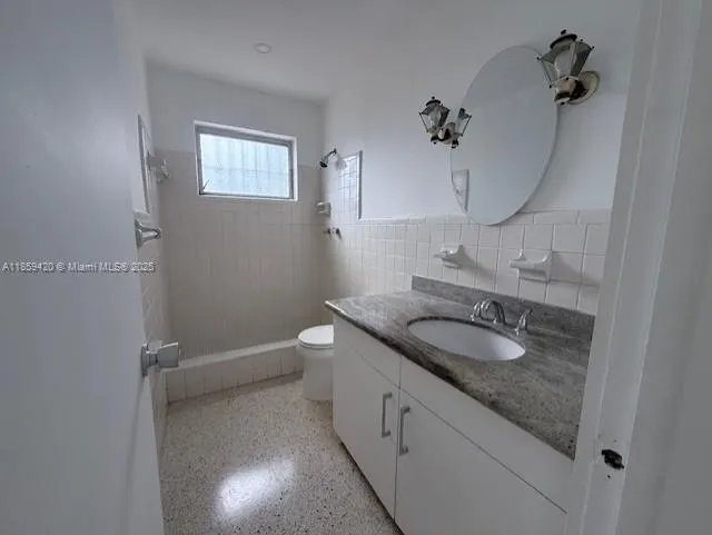 2601 NW 9th Ter, #0