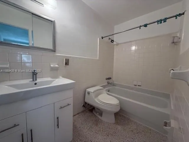 2601 NW 9th Ter, #0