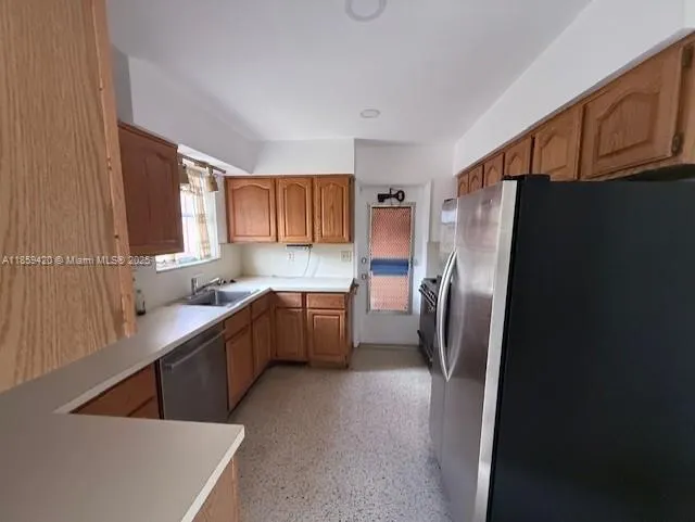 2601 NW 9th Ter, #0