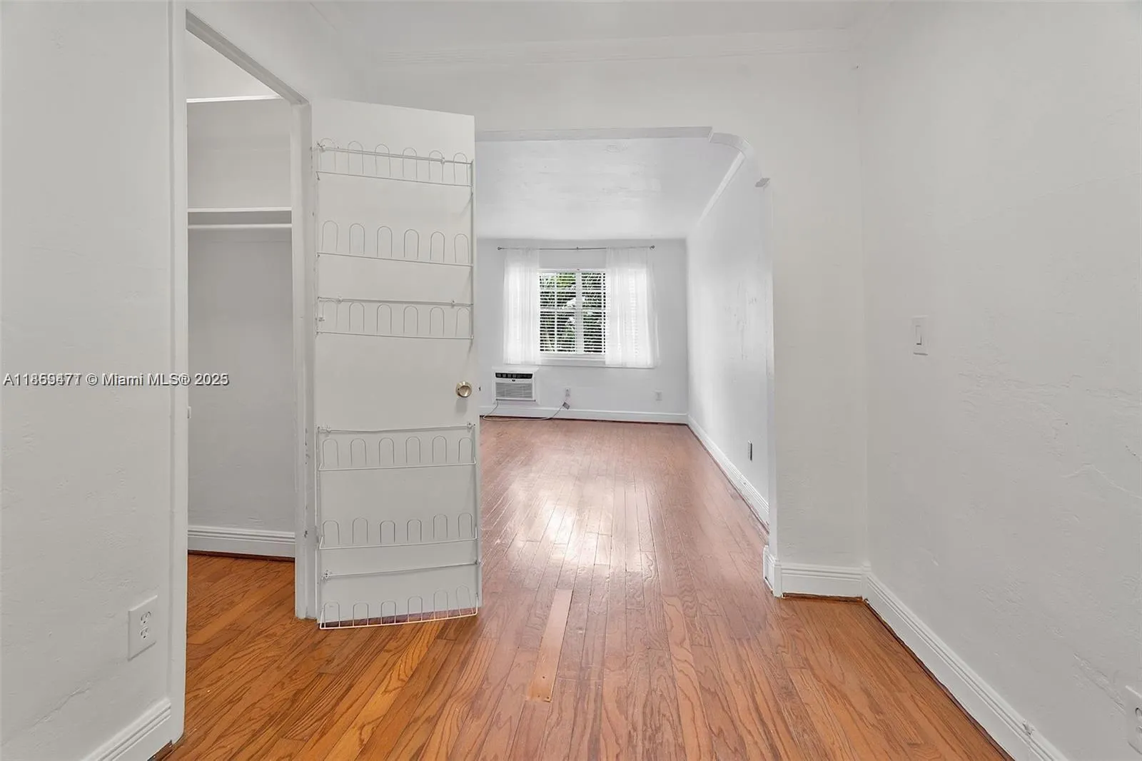 717 Espanola Way, #211