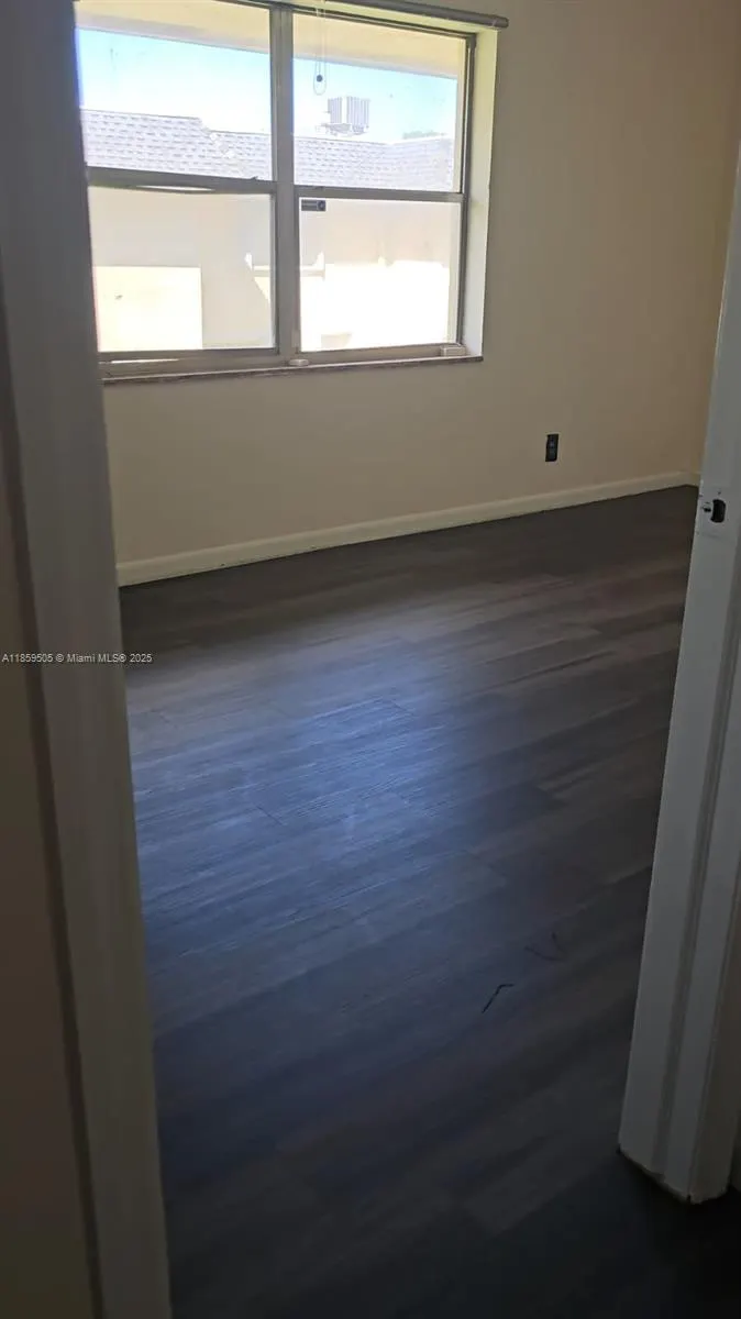 7501 Kimberly Blvd, #104
