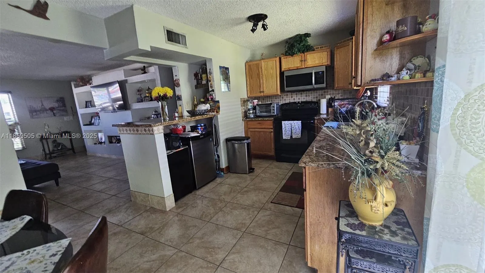 7501 Kimberly Blvd, #104
