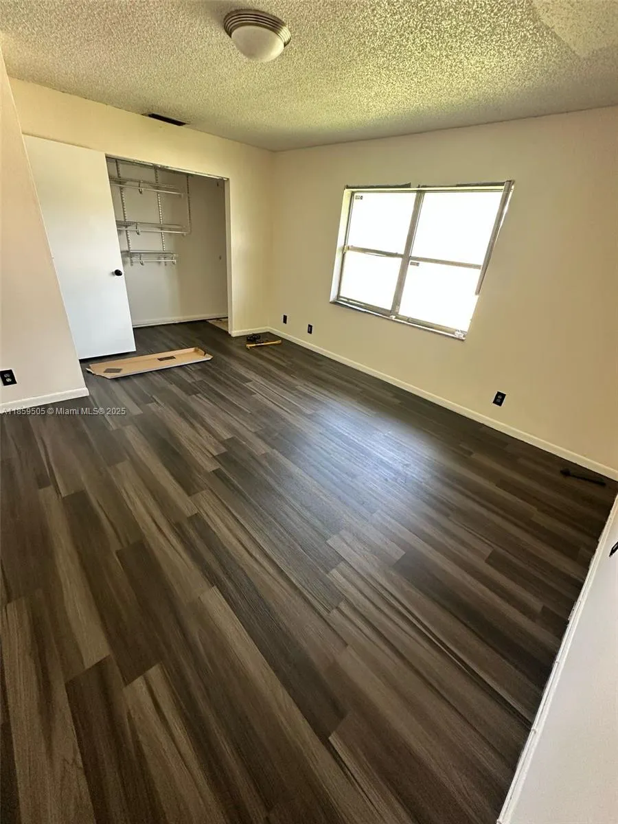 7501 Kimberly Blvd, #104