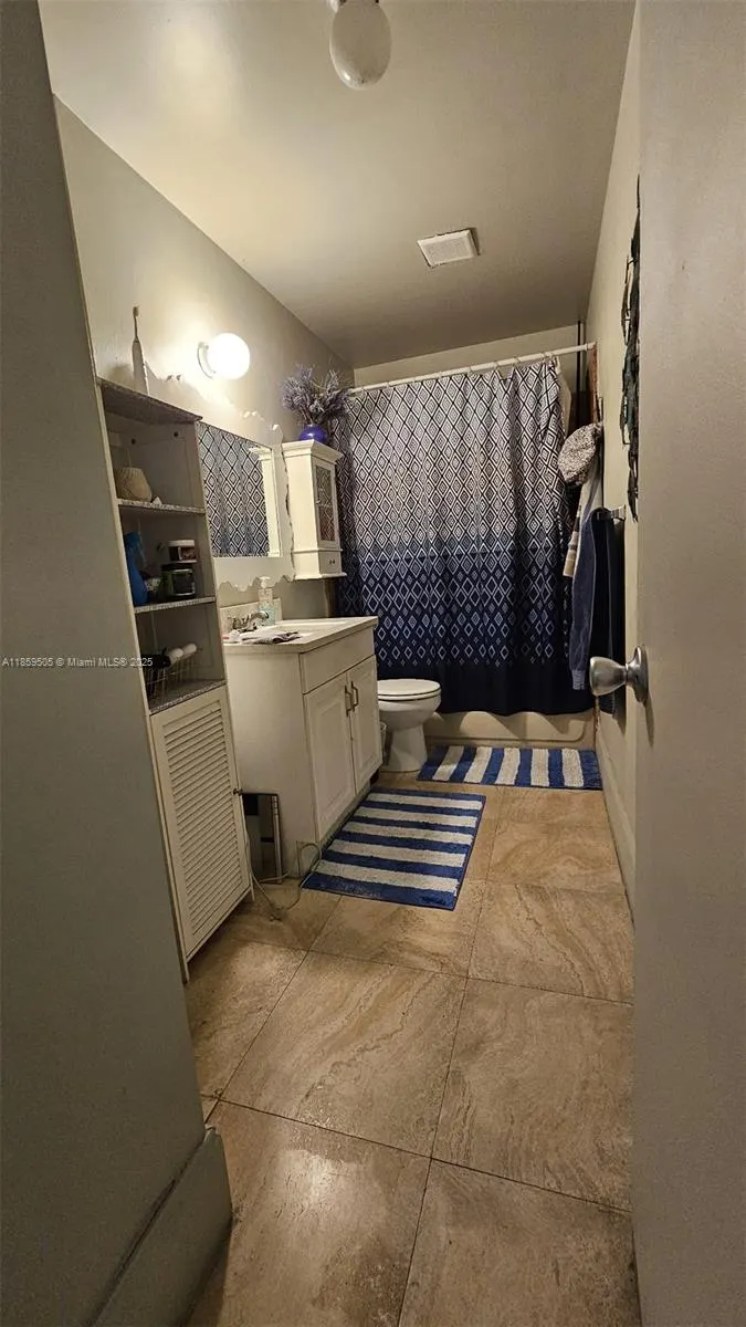 7501 Kimberly Blvd, #104