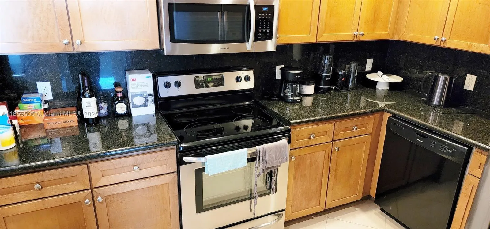 5600 Collins Ave, #17W