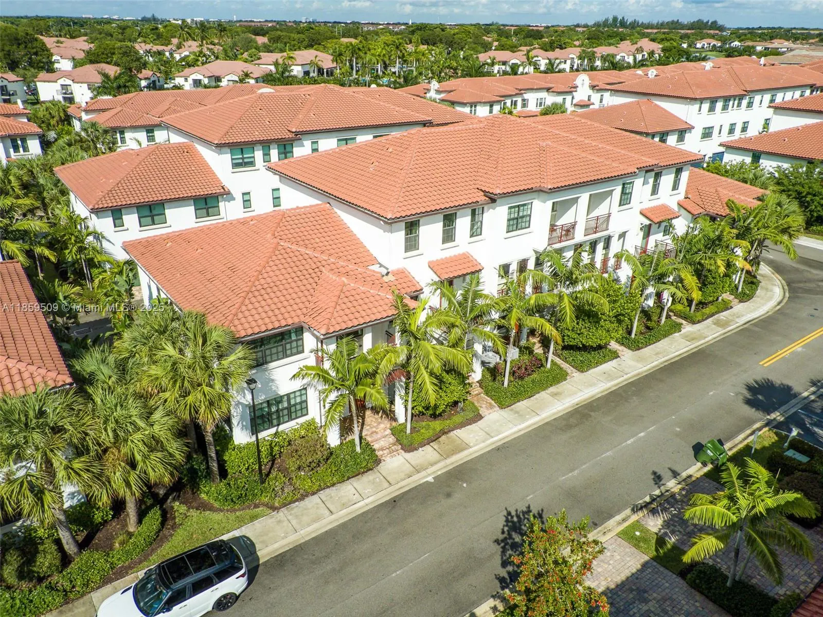 11660 SW 13th Ct