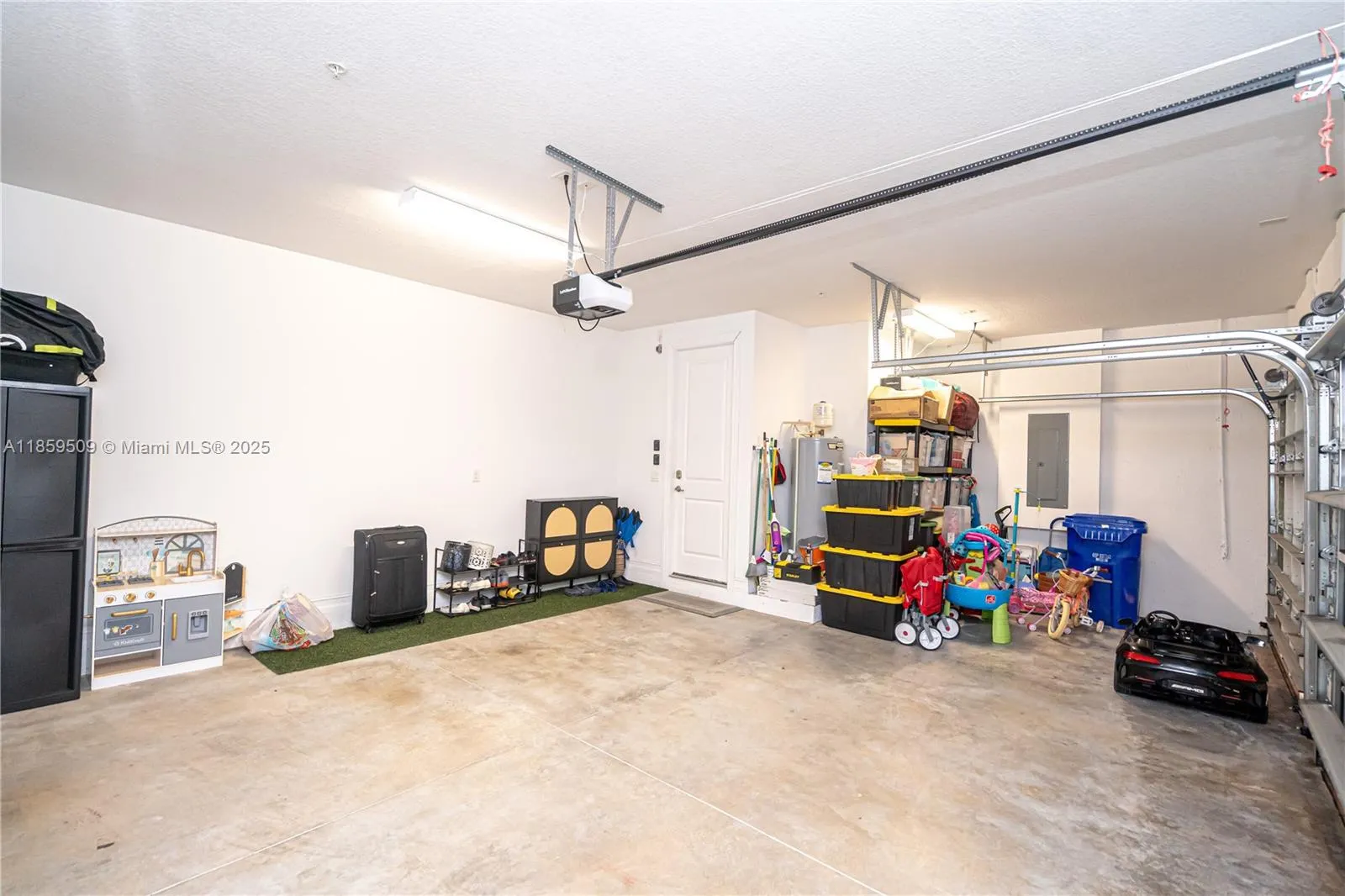 11660 SW 13th Ct