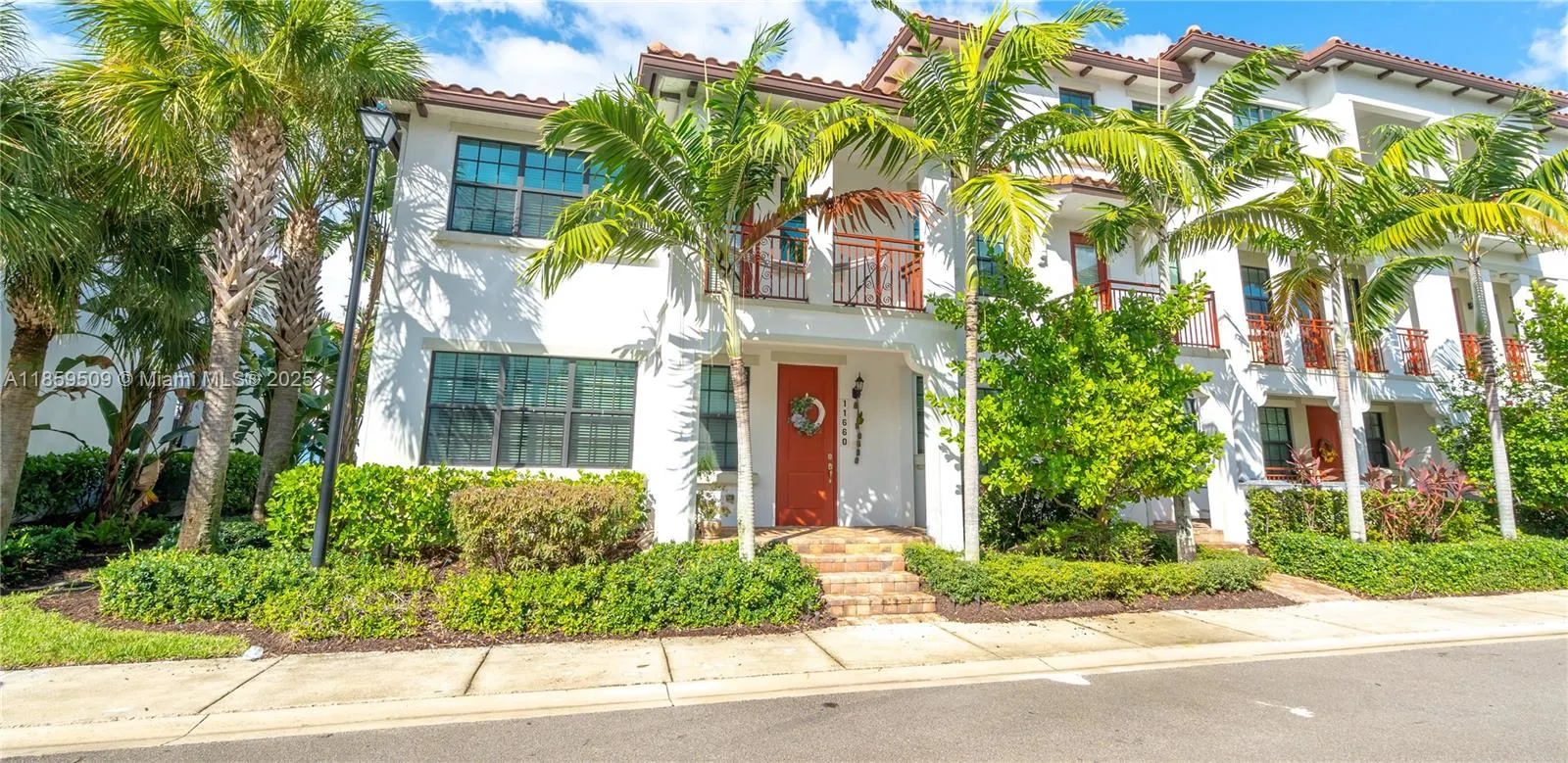 11660 SW 13th Ct