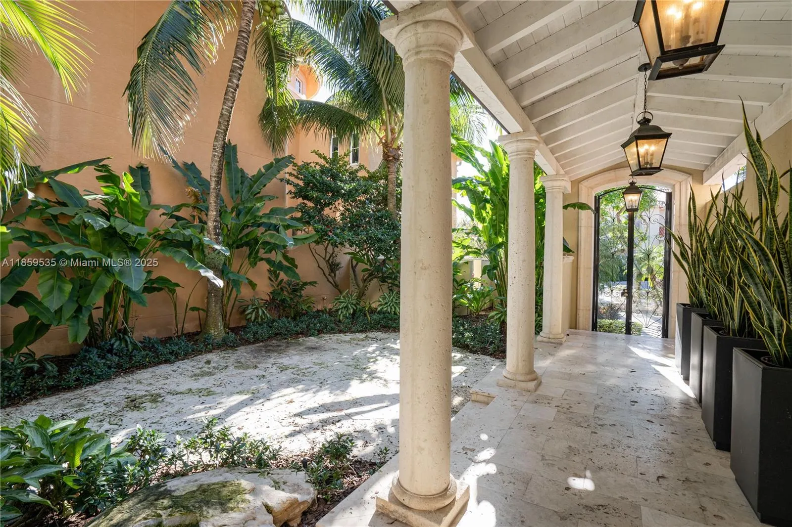 13681 Deering Bay Dr