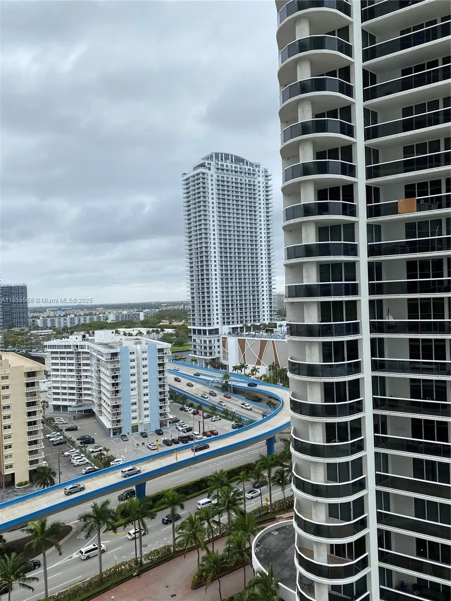 1830 S Ocean Dr, #1809