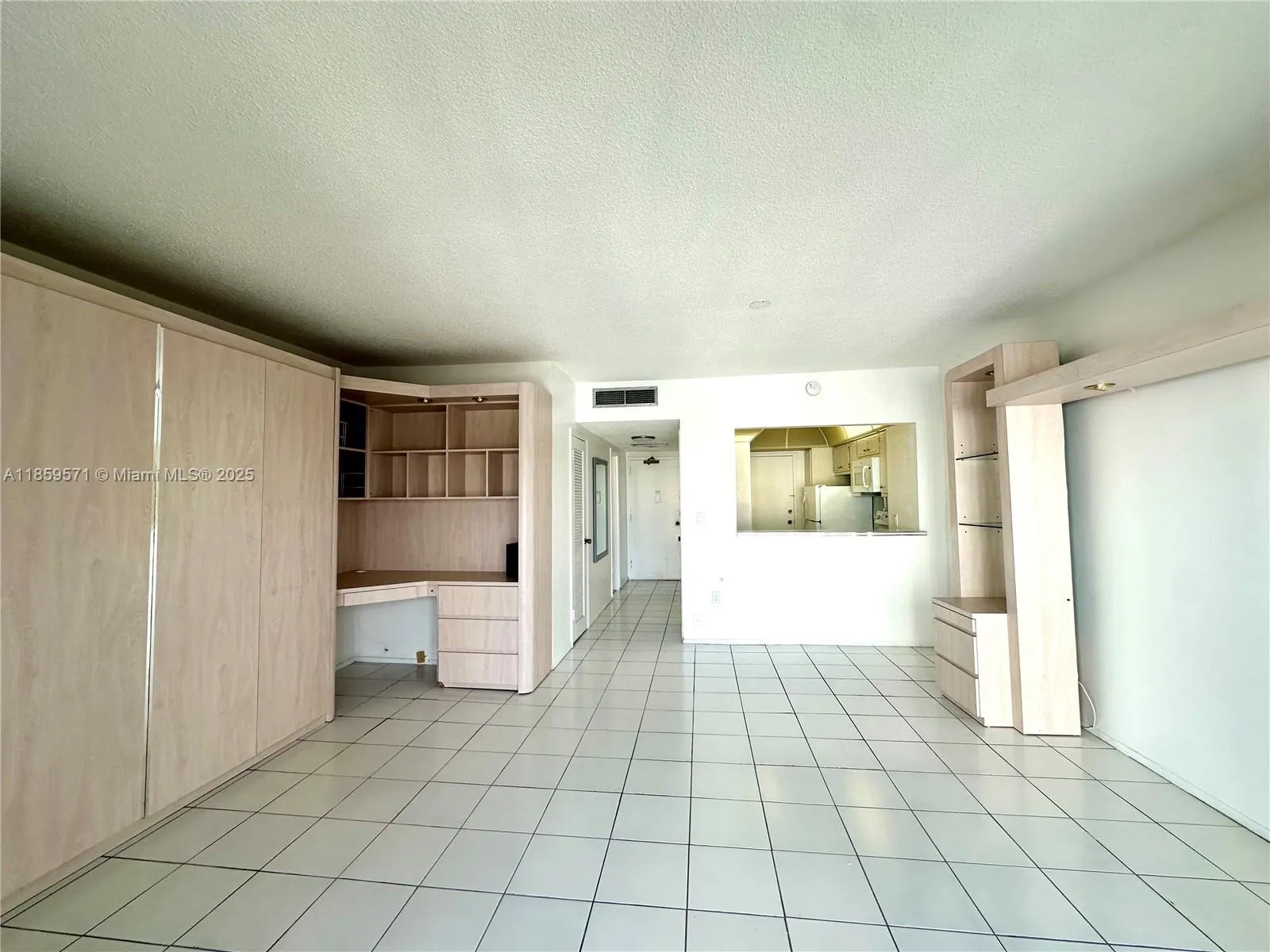 1965 S Ocean Dr, #10H