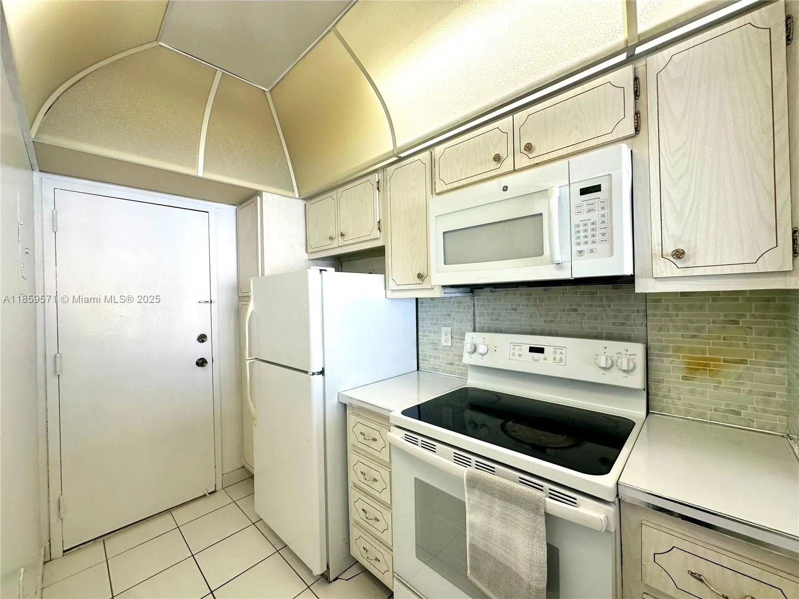 1965 S Ocean Dr, #10H