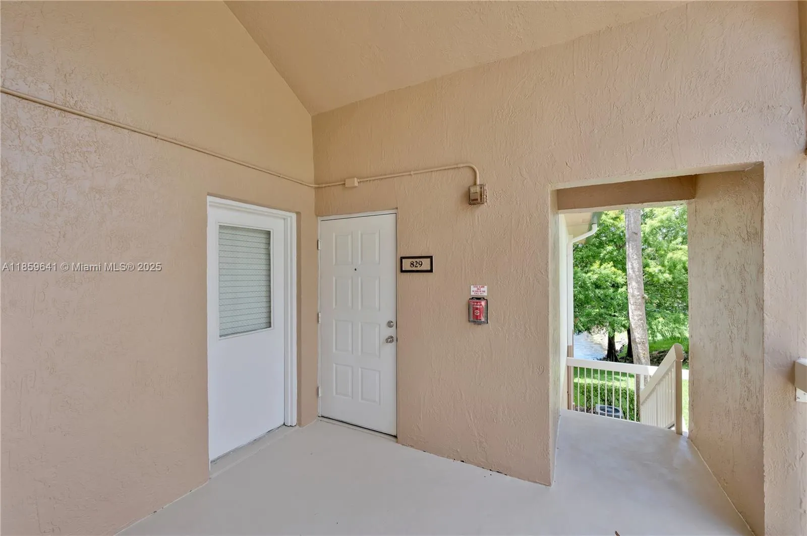 9833 Westview Dr, #829
