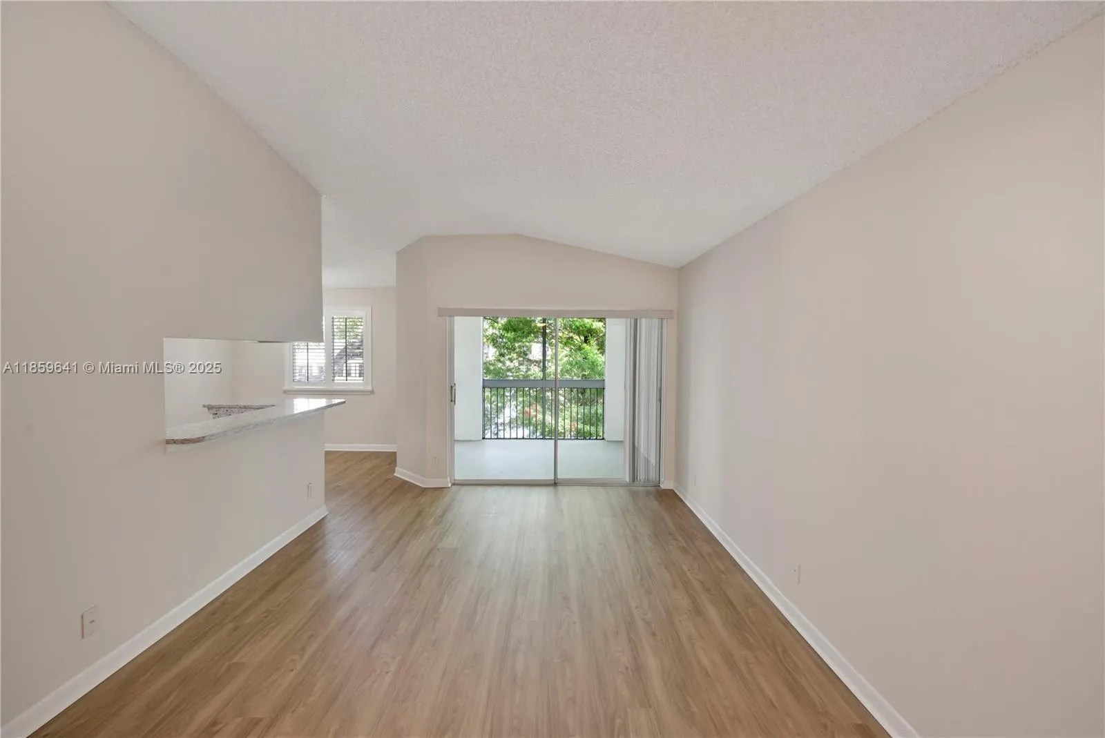 9833 Westview Dr, #829